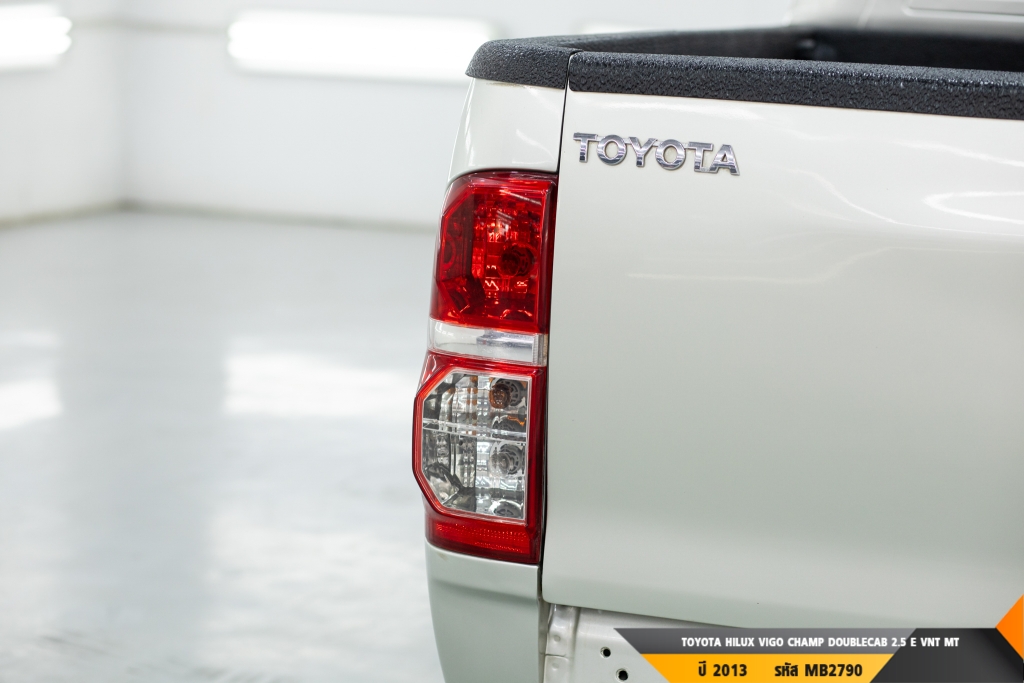 TOYOTA HILUX VIGO CHAMP  MT ปี 2013#9