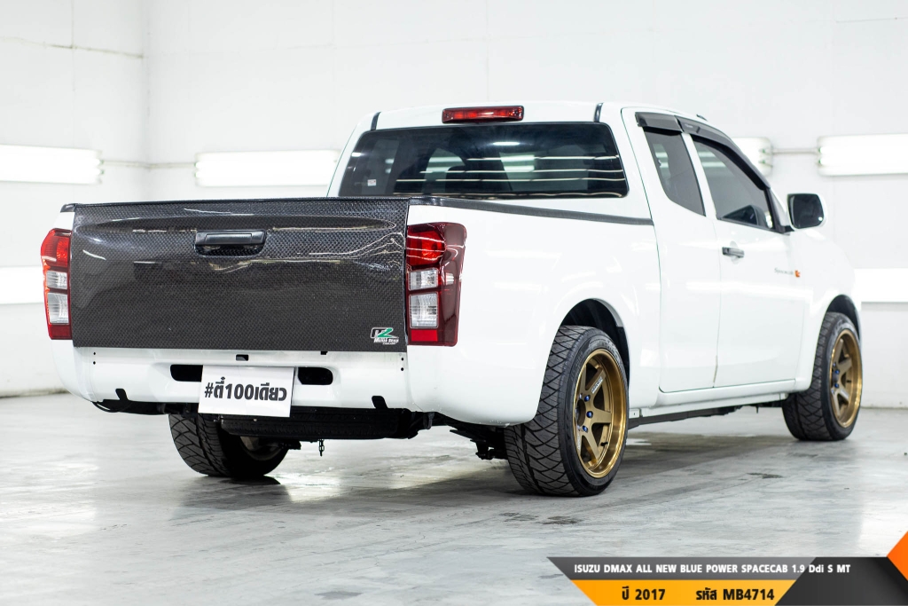 ISUZU DMAX  MT ปี 0#6