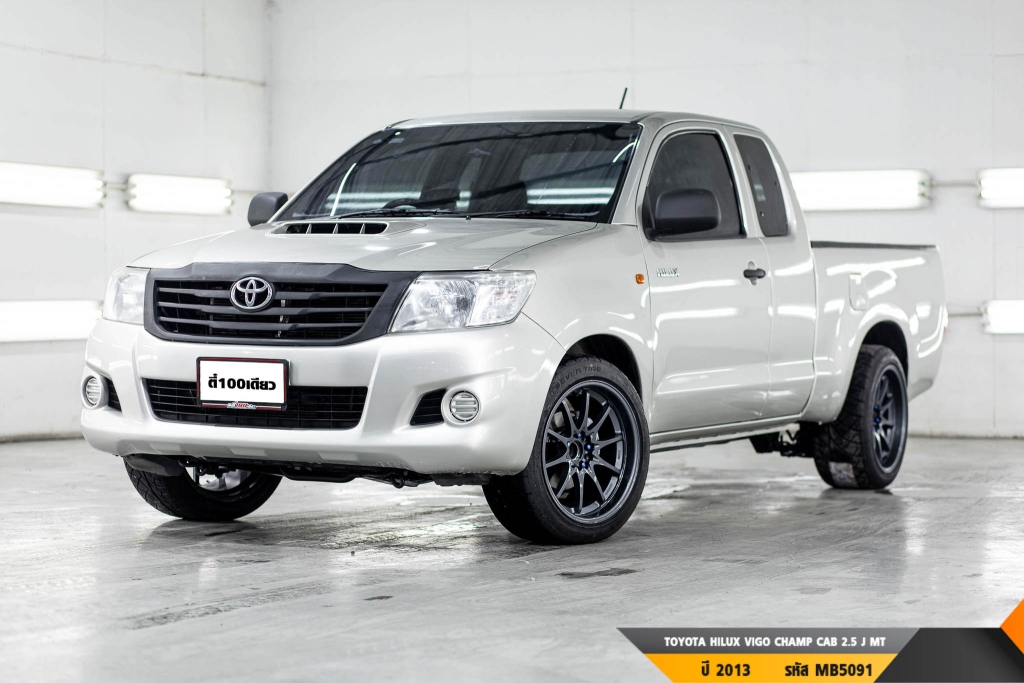 TOYOTA HILUX VIGO  MT ปี 2013#2