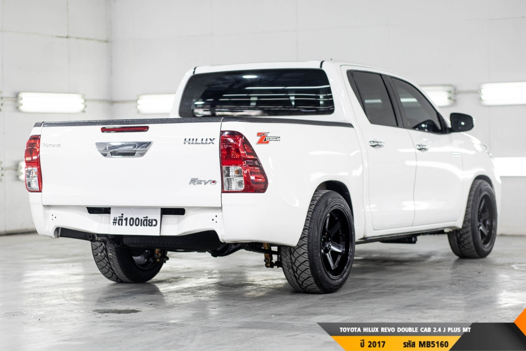 TOYOTA HILUX REVO DOUBLE CAB 2.4 J PLUS MT ปี 2017 ราคา 419,000 บาท