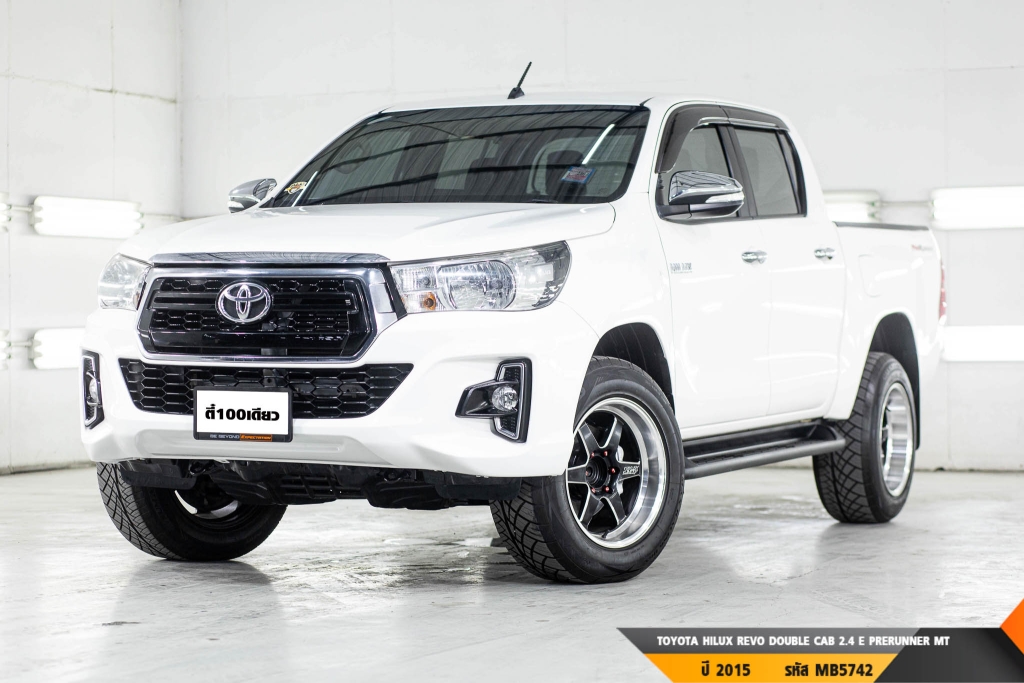 TOYOTA HILUX REVO  MT ปี 2015#2