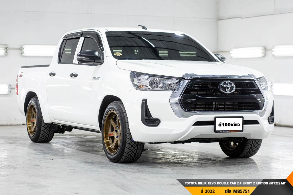 TOYOTA HILUX REVO  MT ปี 2022#16