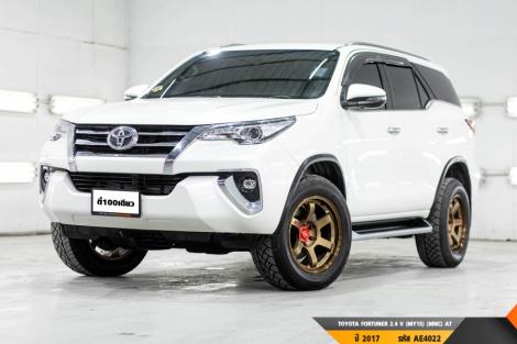 TOYOTA FORTUNER 2.4 V (MY15) (MNC)  AT ปี 2017 ราคา 889,000.- (#BM2024102305)